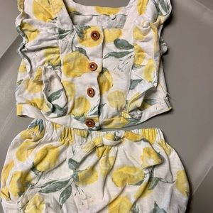 Jessica Simpson lemon two piece baby outfit